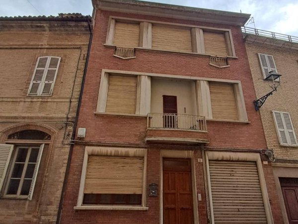 casa indipendente in vendita a Monte Urano