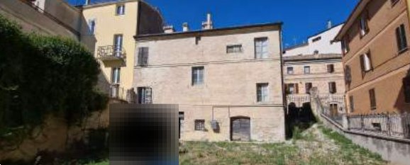 casa indipendente in vendita a Monte Urano