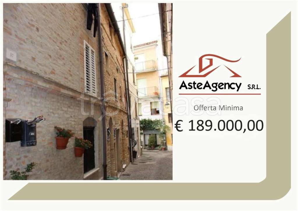 casa indipendente in vendita a Monte Urano