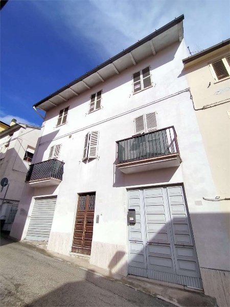 casa indipendente in vendita a Monte Urano