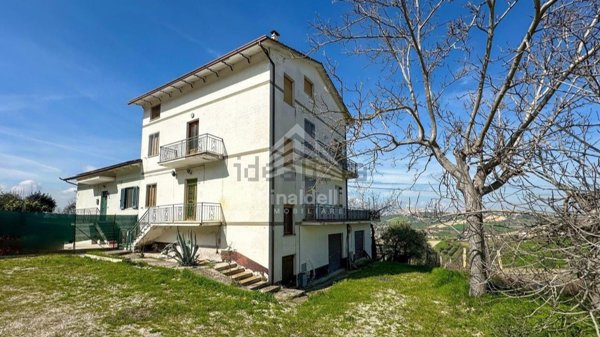 appartamento in vendita a Monte Urano