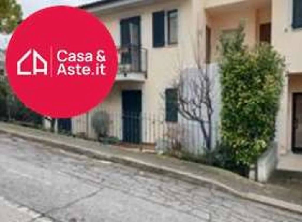 appartamento in vendita a Monte Urano