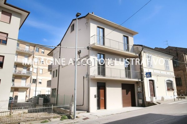 casa indipendente in vendita a Monte Urano