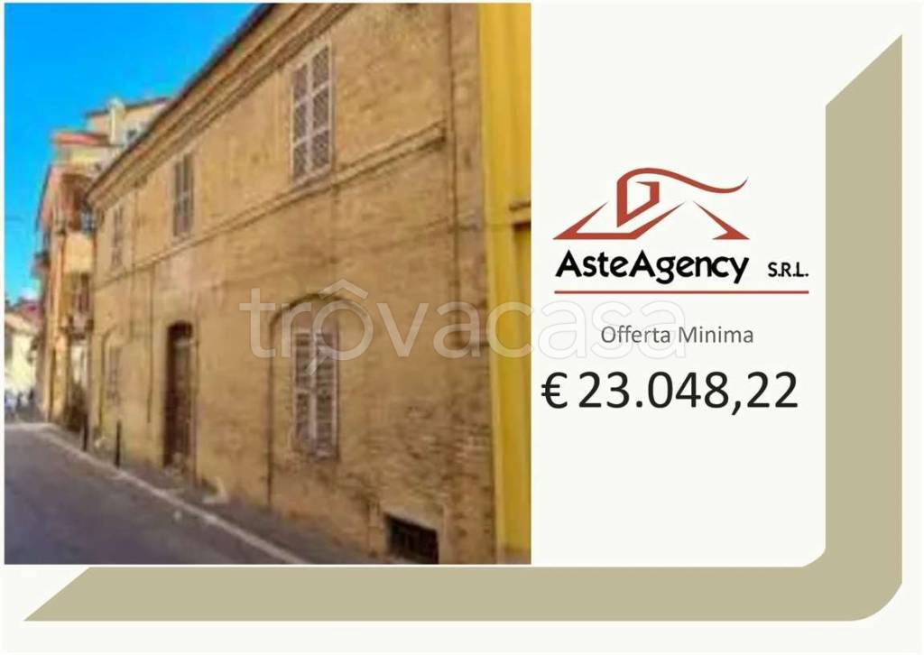 locale di sgombero in vendita a Monte Urano