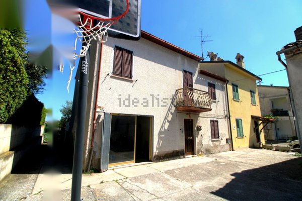 casa indipendente in vendita a Monte Urano
