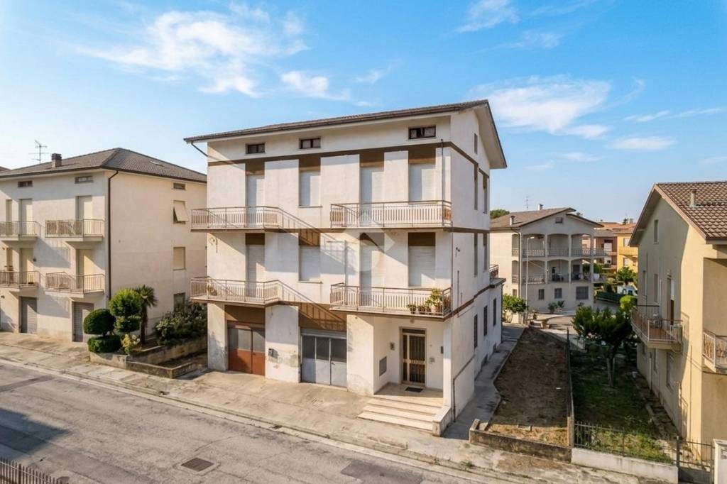 appartamento in vendita a Monte Urano
