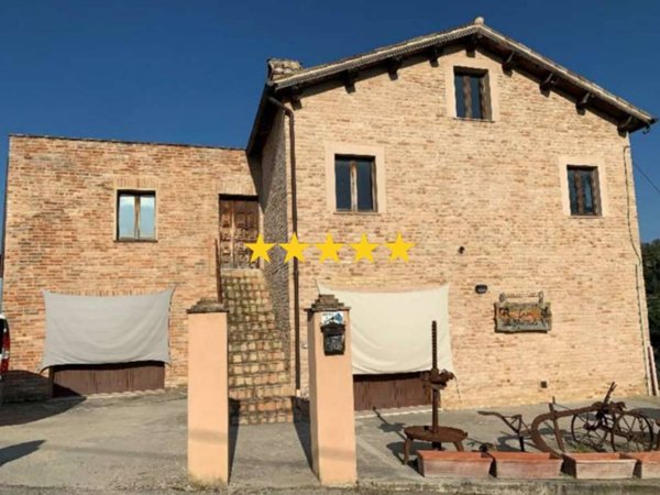 casa indipendente in vendita a Monte Vidon Combatte in zona San Procolo