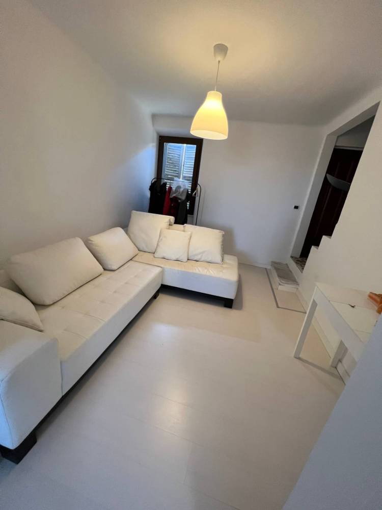 casa indipendente in vendita a Monte Vidon Corrado