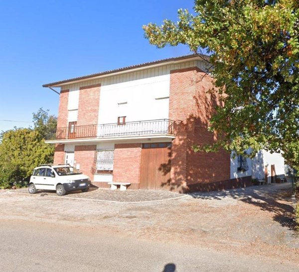 casa indipendente in vendita a Monte Vidon Corrado