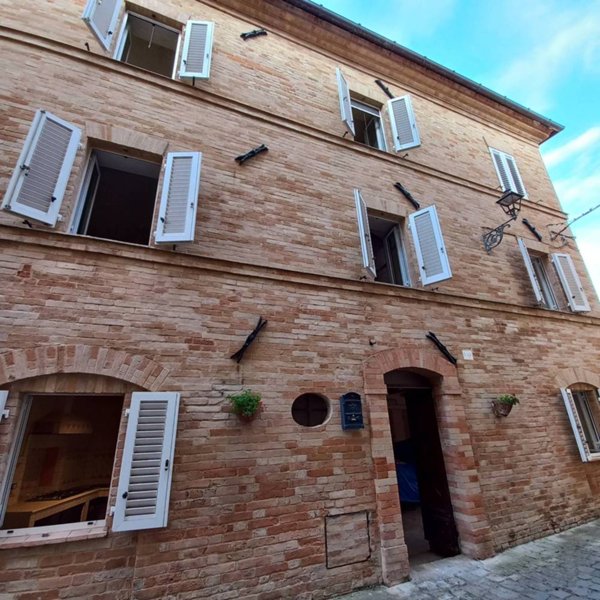 casa indipendente in vendita a Monte Vidon Corrado