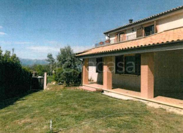 casa indipendente in vendita a Monte Vidon Corrado
