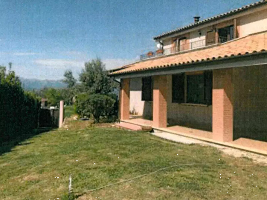 casa indipendente in vendita a Monte Vidon Corrado