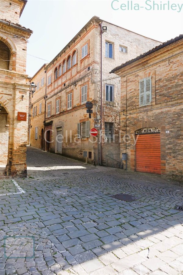 casa indipendente in vendita a Monte Vidon Corrado
