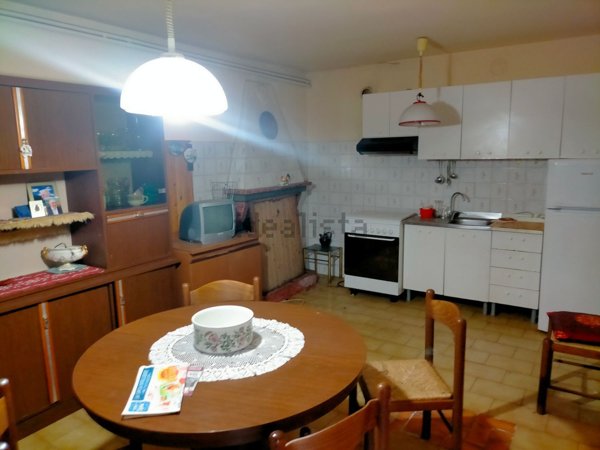 casa indipendente in vendita a Monte Vidon Corrado