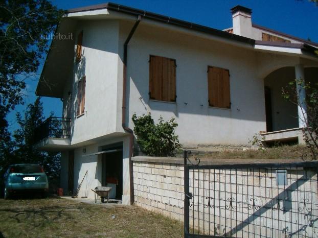 casa indipendente in vendita a Montottone