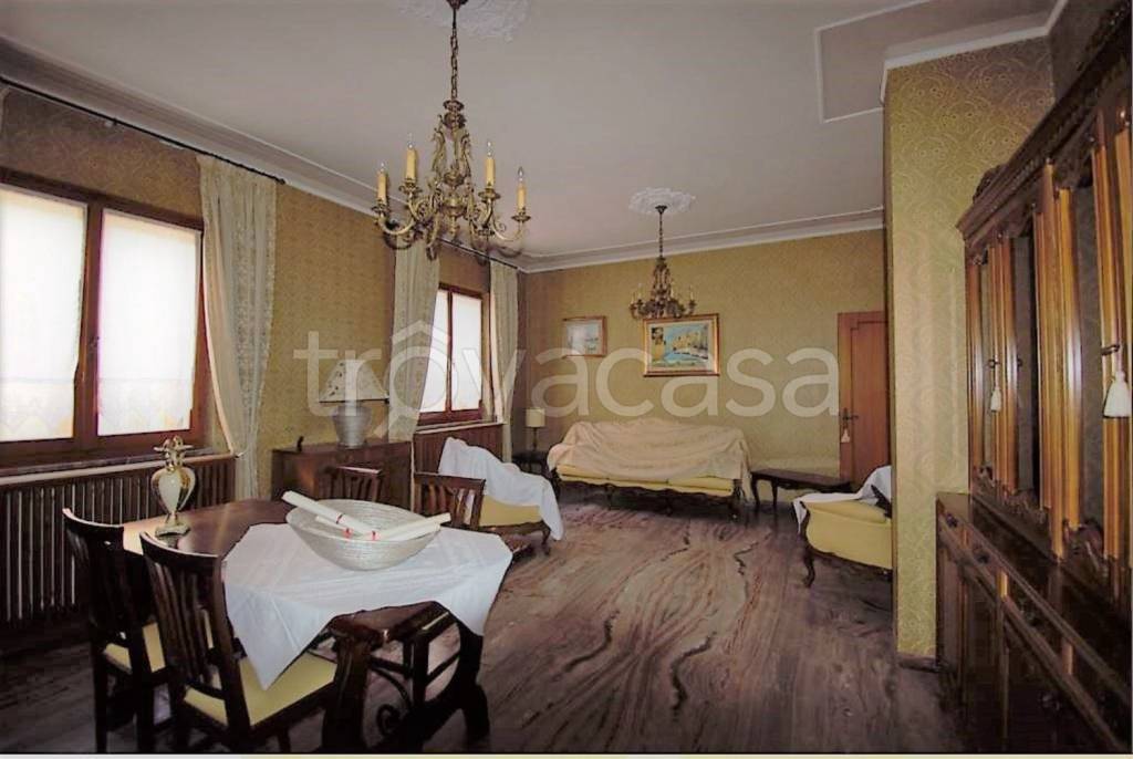 casa indipendente in vendita a Montottone