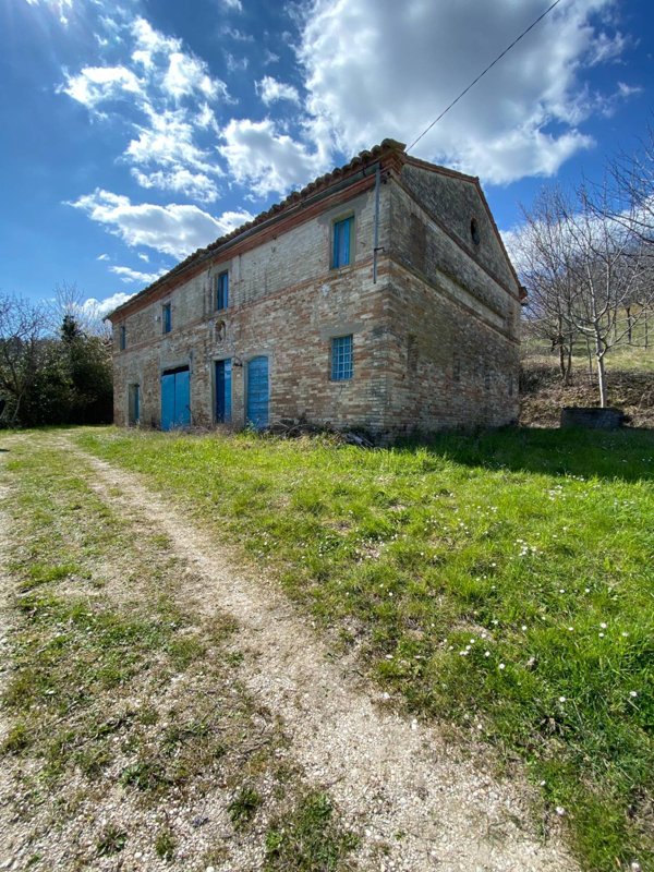 casa indipendente in vendita a Montottone