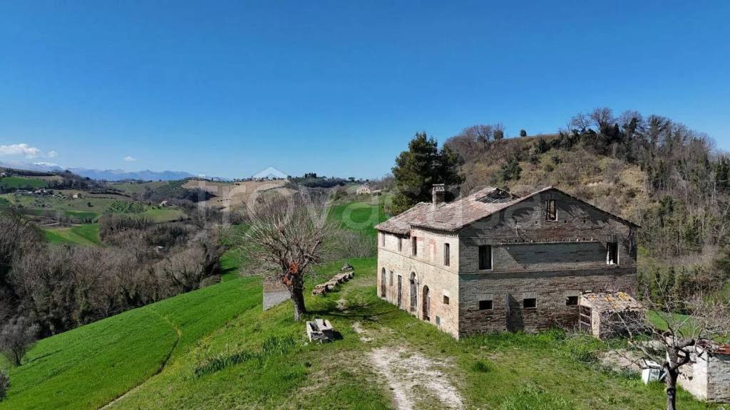 casa indipendente in vendita a Montottone