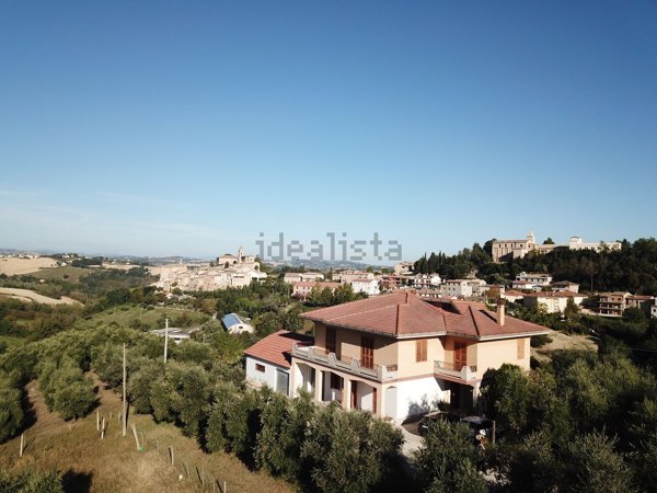 casa indipendente in vendita a Montottone