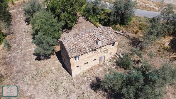 casa indipendente in vendita a Montottone