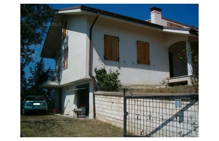 casa indipendente in vendita a Montottone