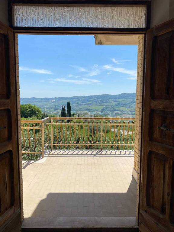 casa indipendente in vendita a Moresco