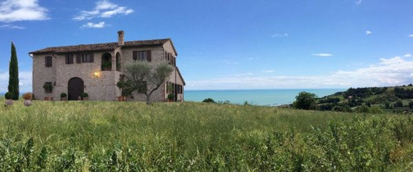 casa indipendente in vendita a Pedaso