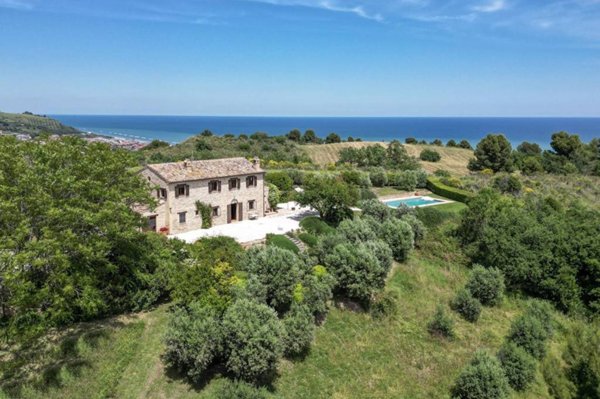 casa indipendente in vendita a Pedaso