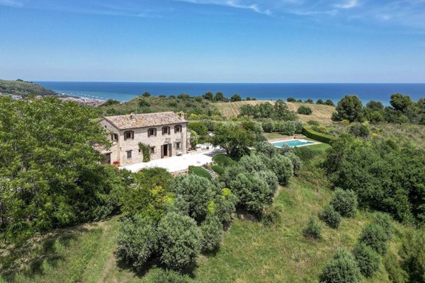 casa indipendente in vendita a Pedaso