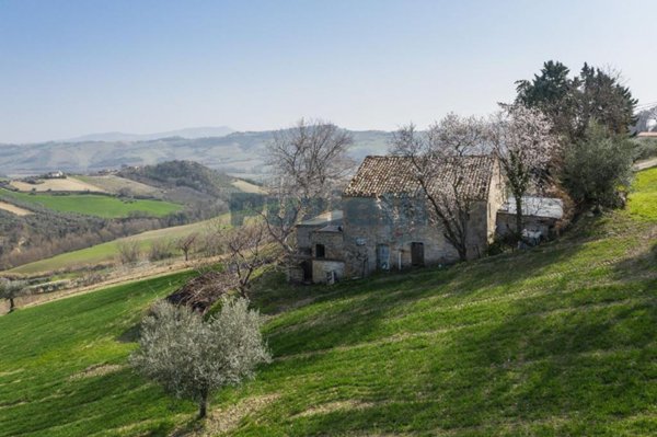 casa indipendente in vendita a Petritoli
