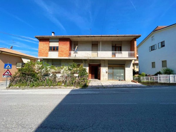 casa indipendente in vendita a Petritoli