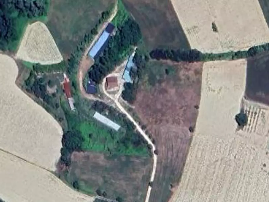 locale di sgombero in vendita a Petritoli