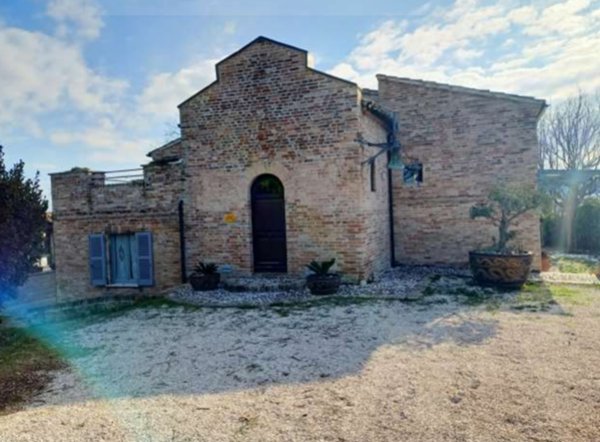 casa indipendente in vendita a Petritoli