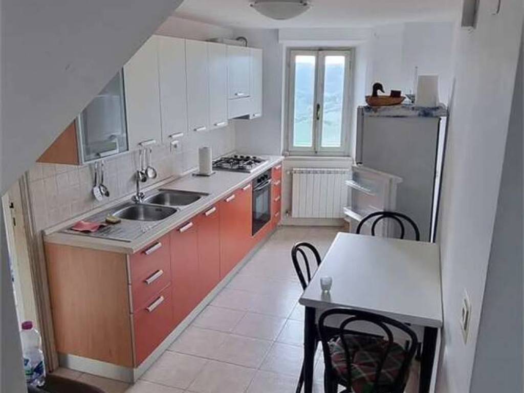 casa indipendente in vendita a Petritoli in zona Moregnano