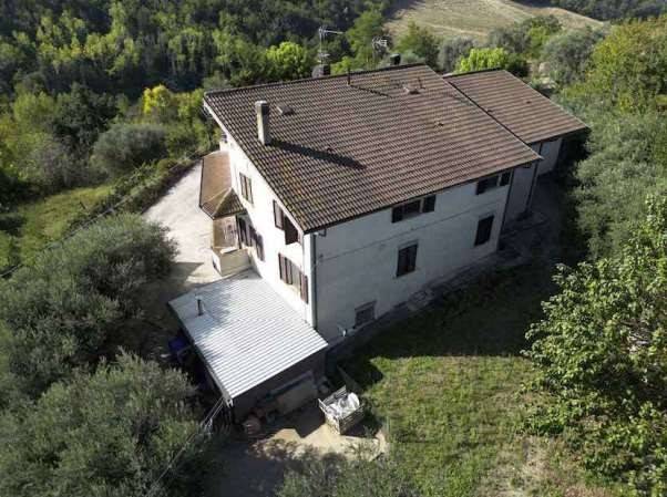 casa indipendente in vendita a Petritoli