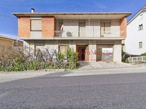 casa indipendente in vendita a Petritoli