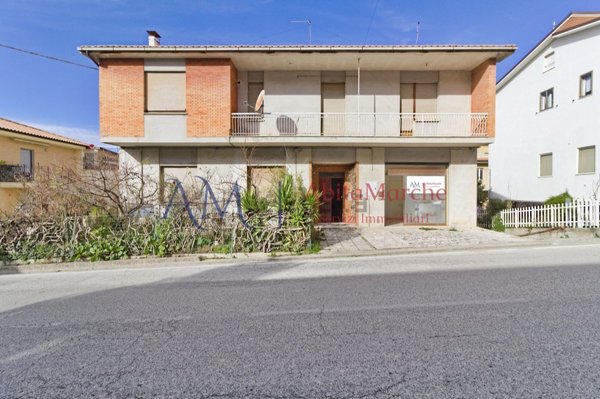 casa indipendente in vendita a Petritoli