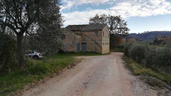 casa indipendente in vendita a Petritoli