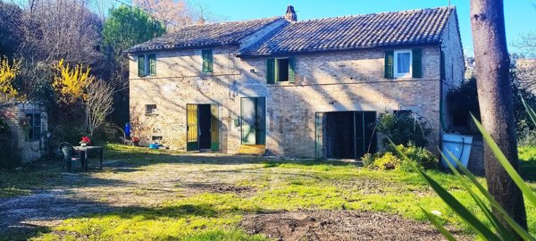 casale in vendita a Petritoli