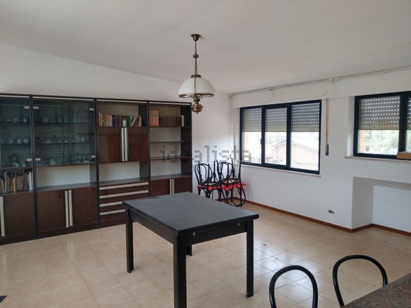 appartamento in vendita a Petritoli in zona Valmir