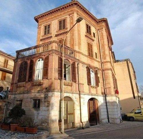 casa indipendente in vendita a Petritoli