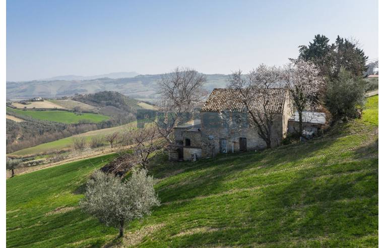 casa indipendente in vendita a Petritoli