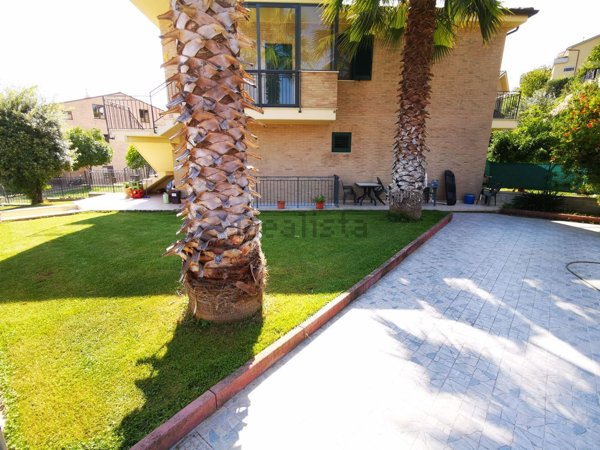 appartamento in vendita a Petritoli in zona Valmir