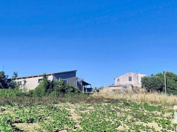 casa indipendente in vendita a Petritoli in zona Moregnano