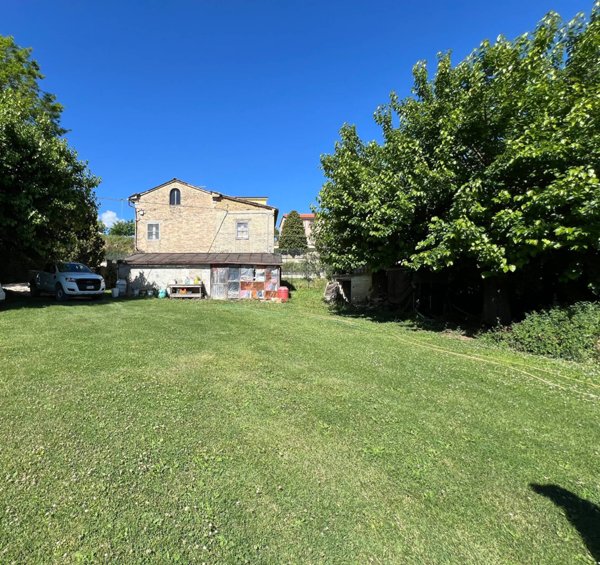 casa indipendente in vendita a Petritoli