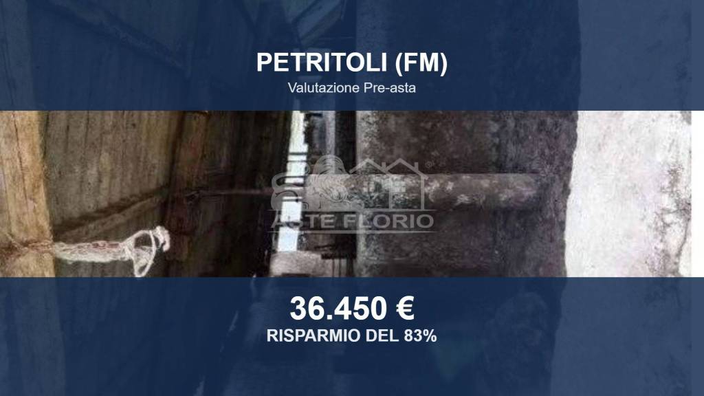 locale commerciale in vendita a Petritoli