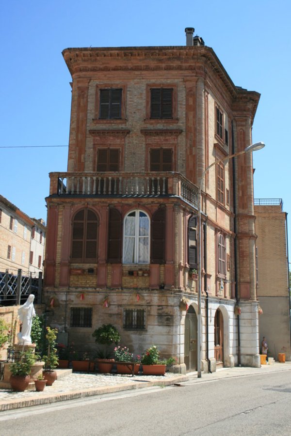 casa indipendente in vendita a Petritoli