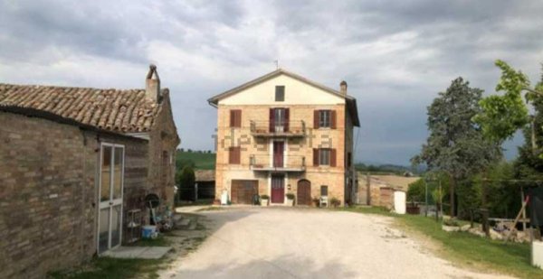 casale in vendita a Ponzano di Fermo