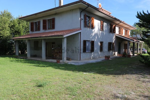 casa indipendente in vendita a Ponzano di Fermo