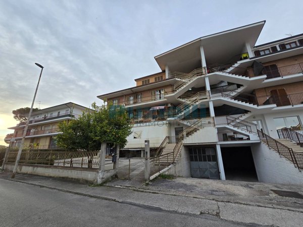 appartamento in vendita a Ponzano di Fermo in zona Capparuccia
